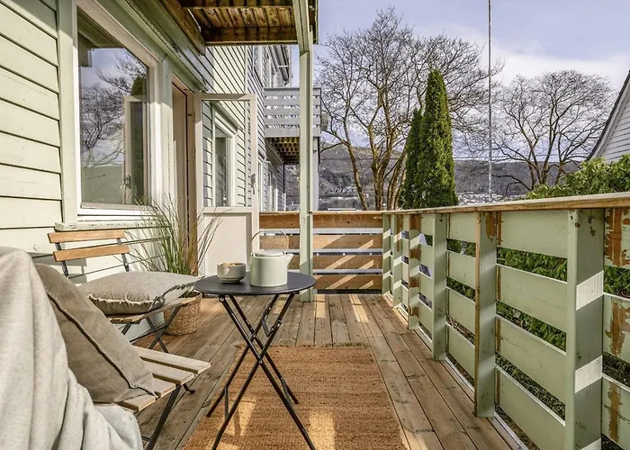 Cozy 2-bedroom Near Centre *